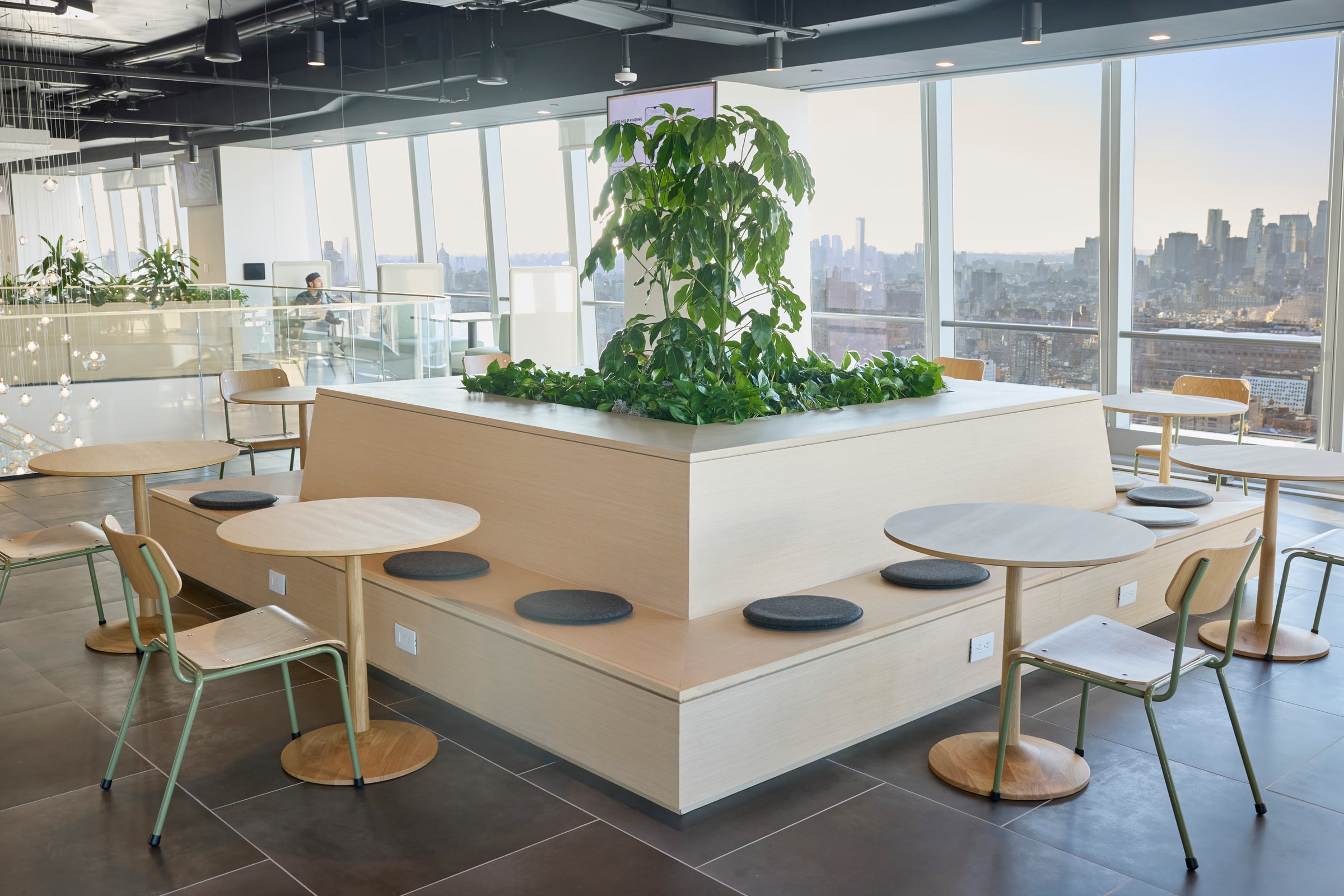 L’Oréal — Greenery NYC project photo 1